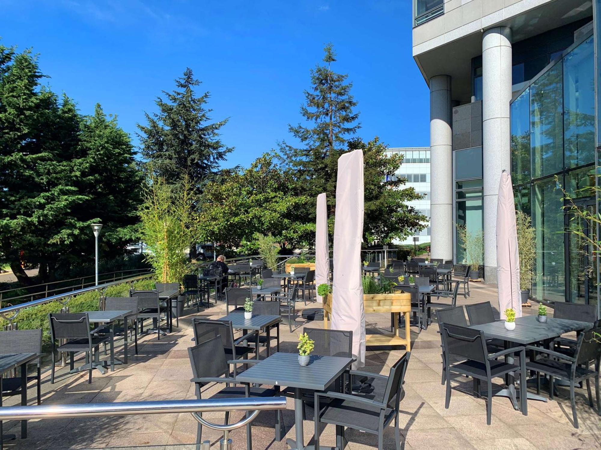 Hilton Paris Charles De Gaulle Airport Hotel Le Mesnil-Amelot Exterior photo